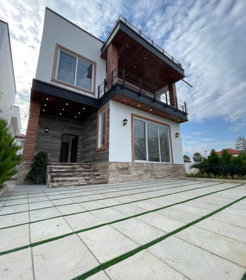 ویلای دوبلکس 330 متری نوشهر نوید ملک خرید ویلا در شمال