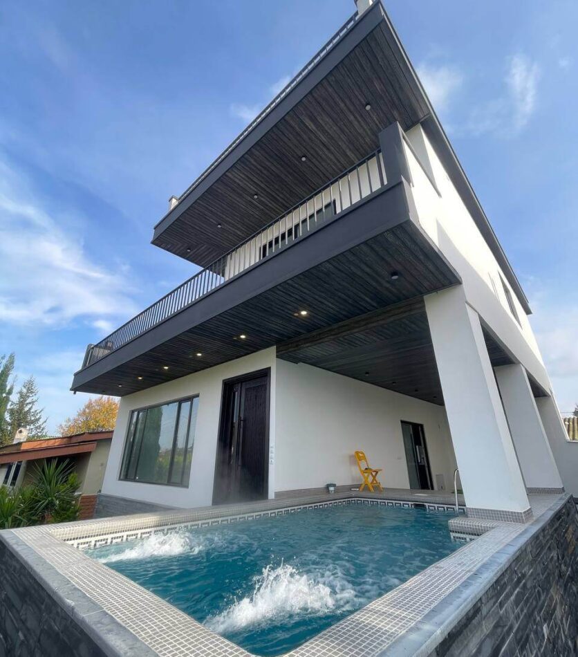 ویلا دوبلکس شهرکی 320 متری در رویان نوید ملک خرید ویلا در رویان